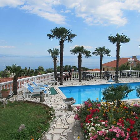 Apartments Villa Palme Opatija Luaran gambar