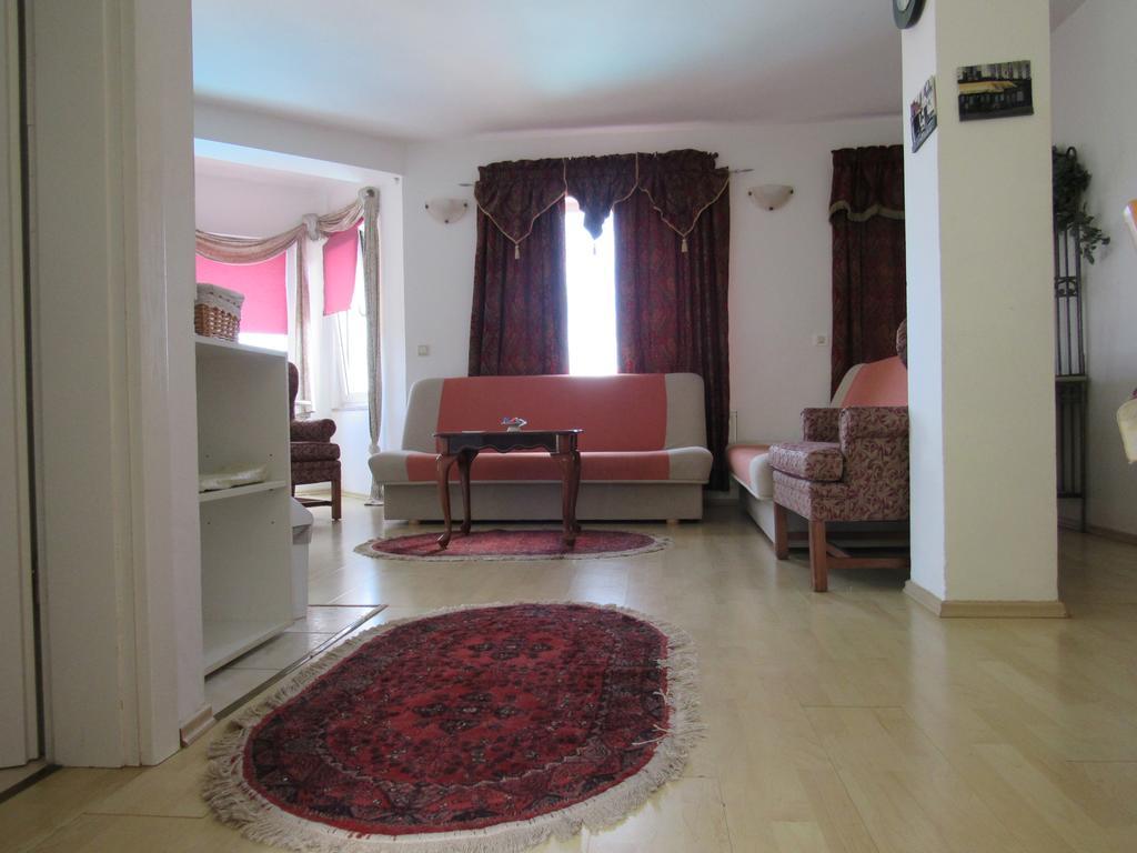 Apartments Villa Palme Opatija Luaran gambar